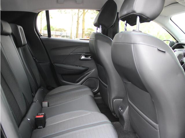 Peugeot 208 1.2 PureTech 100 Allure | Navi / Camera / Climate