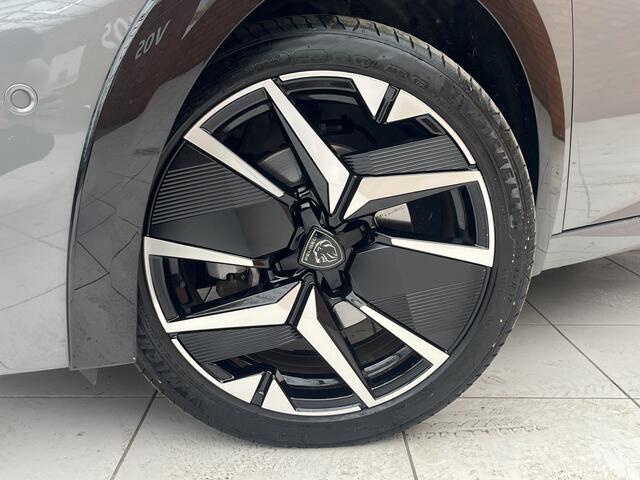 Peugeot 208 Hybrid 145 e-DCS6 GT | Keyless | Camera voor + achter | Carplay/Android Auto | Adaptive Cruise Control | Climate Control |