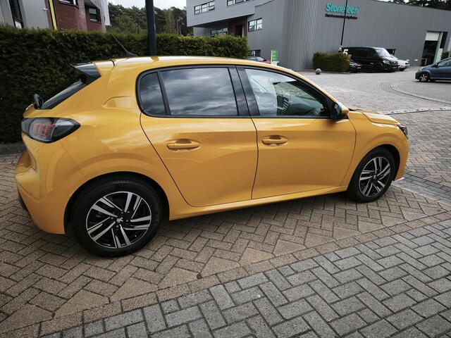 Peugeot 208 1.2 PureTech Allure Navi-Carplay Led Stoelverwarming Keyless Cruise-Control
