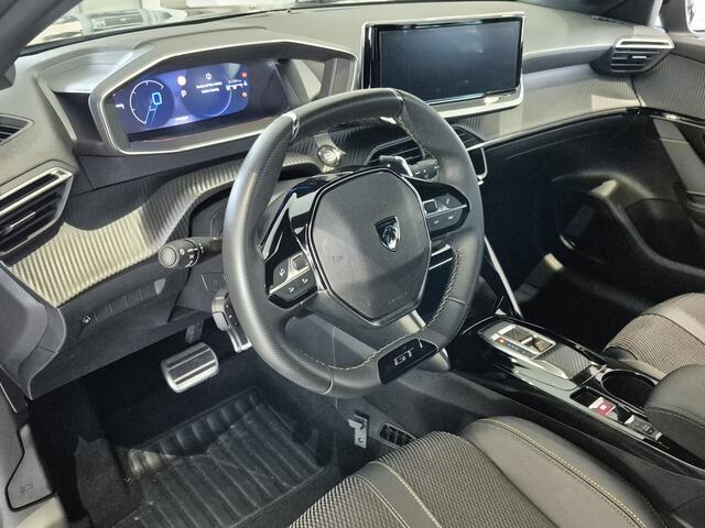 Peugeot 208 1.2 Hybrid 145 e-DCS6 GT | Automaat | Camera Voor en Achter | Navigatie | Keyless Entry en Start | Draadloze Telefoonlader | Gave Kleur!!