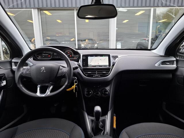 Peugeot 208 1.2 Signature Nav/Airco/LMV/Park
