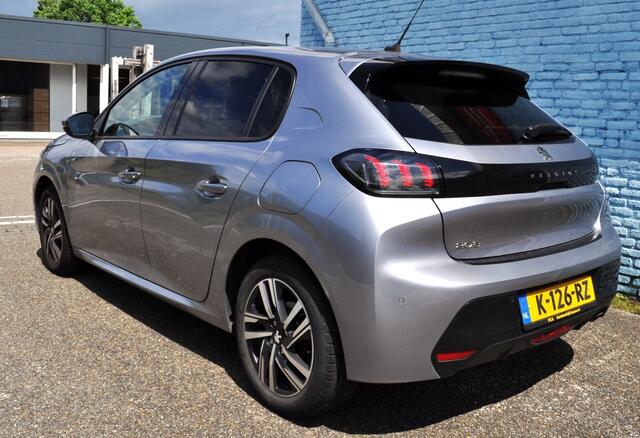 Peugeot 208 1.2 Allure 74Kw nav pdc v+a+cam