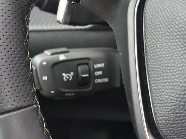 Peugeot 208 1.2T Hybrid 145pk Automaat GT 360.Camera/Nav/Led/ Ad.Cruise/CarPlay/Ecc/Sportstoelen