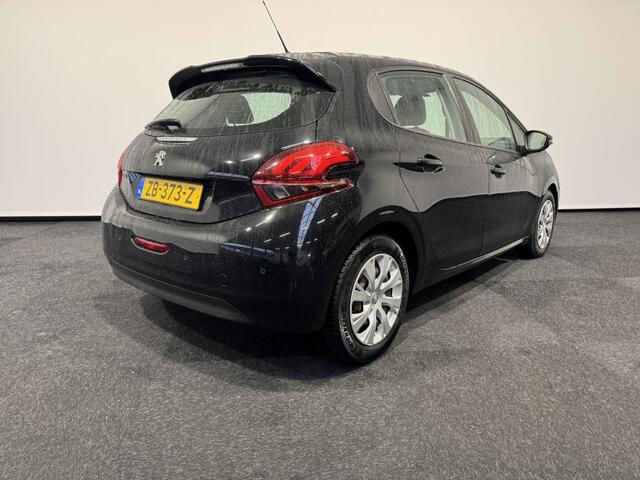 Peugeot 208 Signature 1.2 PureTech Cruise control Airco Navigatie