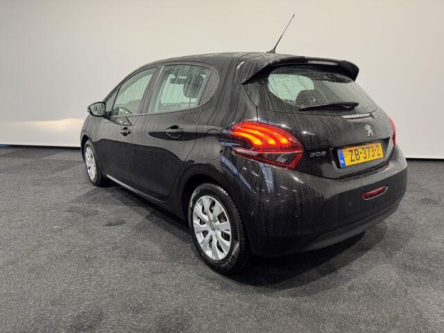 Peugeot 208 Signature 1.2 PureTech Cruise control Airco Navigatie