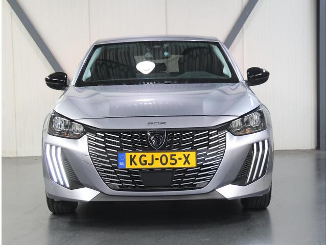 Peugeot 208 1.2 100PK Allure | 1ste eigenaar | AppleCarplay/Android Auto | LMV | Cruise Control | Climate Control | FULL LED | Isofix | Privacy Glass | DAB Radio |