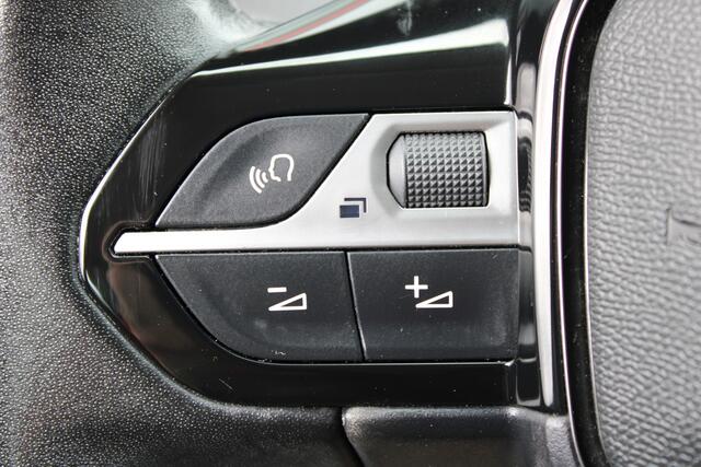 Peugeot 208 1.2 PureTech Blue Lease Active