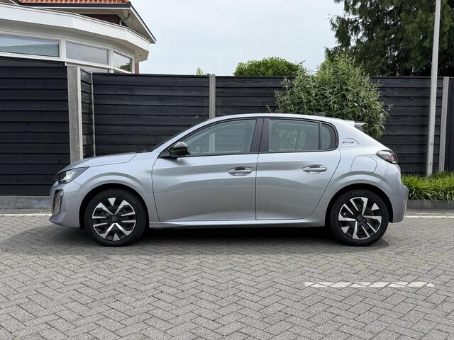 Peugeot 208 Style 1.2 PureTech 100PK Navigatie, Parkeersensoren Achter, Apple Carplay, Android Auto, DAB