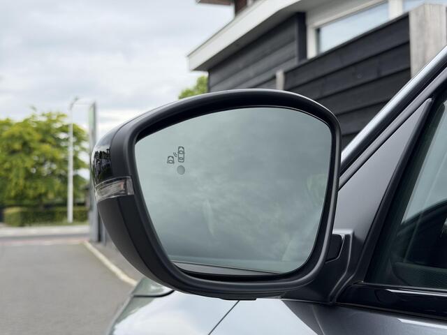 Peugeot 208 GT 1.2 PureTech 100PK Navigatie, Camera Voor & Achter, Keyless, Parkeersensoren, Apple Carplay, Android Auto