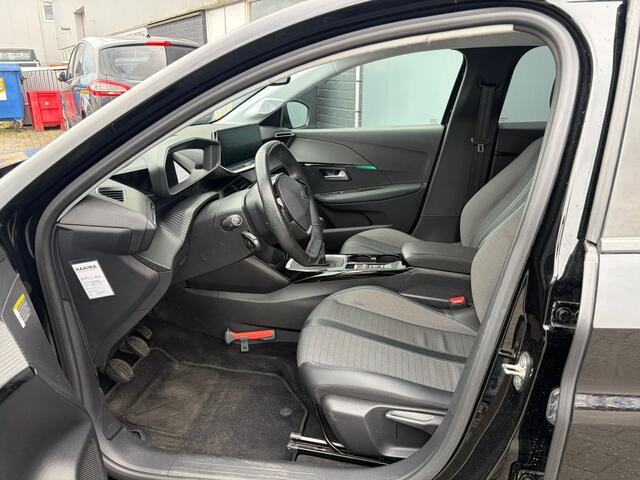 Peugeot 208 BJR 2021 1.2 101 PK PureTech Blue Lease Allure D.B. RIEM VV | VIRTUAL DISPLAY | FULL LED | CAMERA | NAVI