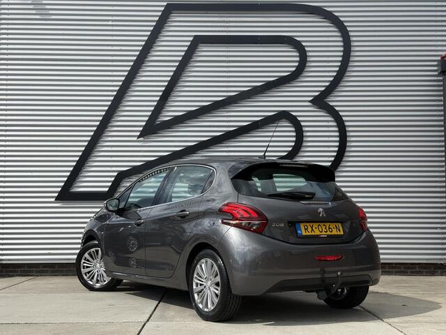 Peugeot 208 1.2 PureTech Blue Lease Executive 2e Eigenaar|Navi|Carplay|D-riem vv in 2025|Trekhaak|PDC|Clima|N.A.P|APK tot 02-2027