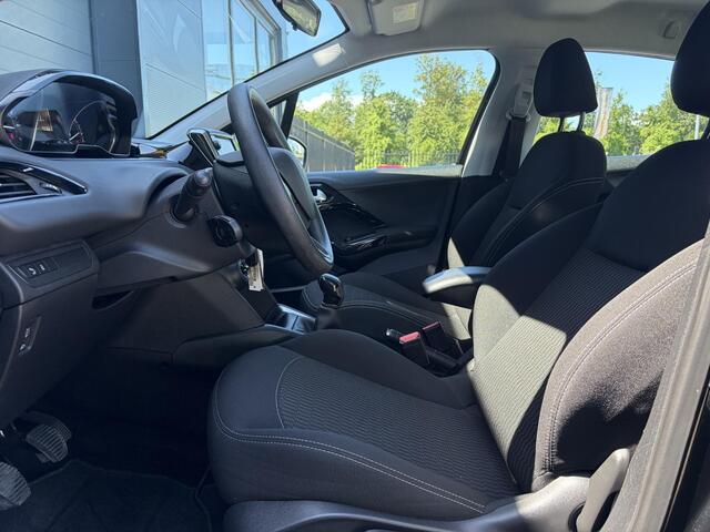 Peugeot 208 1.2 PureTech Blue Lion 2e Eigenaar,Apple Carplay/Android Auto,D-riem vv in 2023,Dealer Onderhouden,Navi,Airco,Cruise,5 Deurs,N.A.P,Apk tot 05-2027
