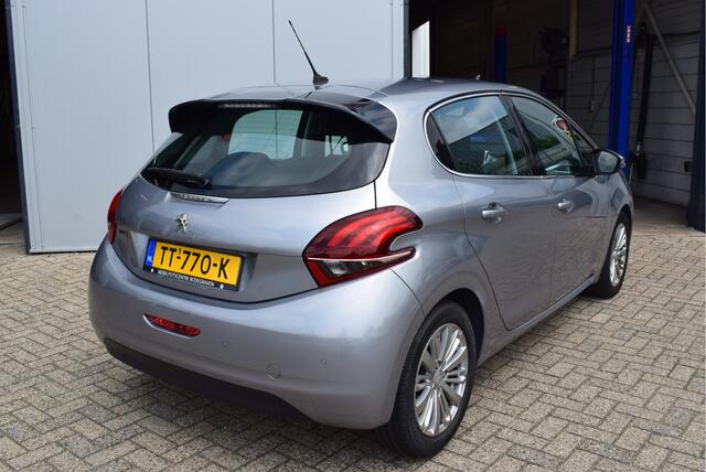 Peugeot 208 1.2 Allure 110PK | Automaat | NL-Auto | Apple Carplay/Android Auto