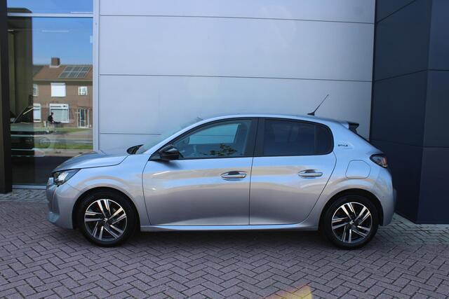 Peugeot 208 1.2 PureTech Style Airco Navi Camera Carplay Dealer onderhouden
