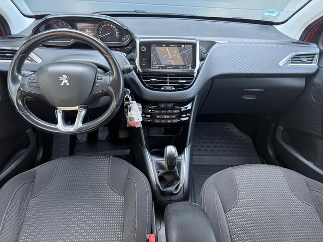 Peugeot 208 1.2 PureTech Allure 1e Eigenaar,D-riem vv in 2023,Afn.Trekhaak,Dealer Onderhouden,Carplay,Navi,Clima,Cruise,Lm velgen,110pk,N.A.P,Pdc,Nieuwe Apk bij Aflevering