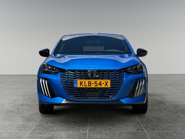 Peugeot 208 GT 1.2 Hybrid 145pk e-DCS6 | ADAPTIVE CRUISE | KEYLESS ENTRY | 360° CAMERA | NAVI | LEDER/STOF | DODEHOEKBEW. | DAB+ | CLIMA | APPLE CARPLAY / ANDROID AUTO |