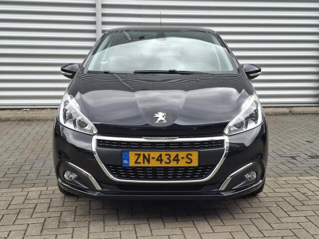Peugeot 208 1.2 Signature Nav/Airco/LMV/Park