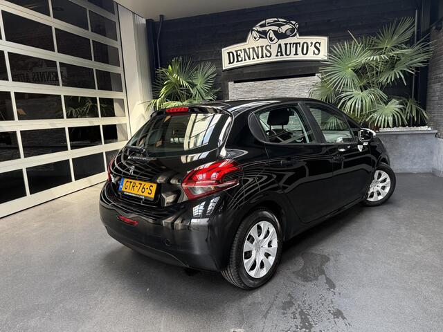 Peugeot 208 1.2 Like Nieuwe distributie riem incl grote beurt