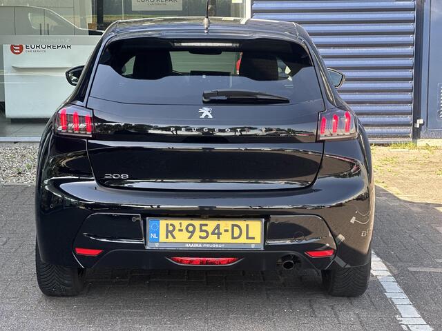 Peugeot 208 1.2 PureTech Allure Pack | Adaptive Cruise Control | Parkeercamera/-sensoren | Keyless Start | Apple Carplay/Android Auto | Climate Control | i-Cockpit | Navigatie | DAB | Full LED | Dealer Onderhouden |