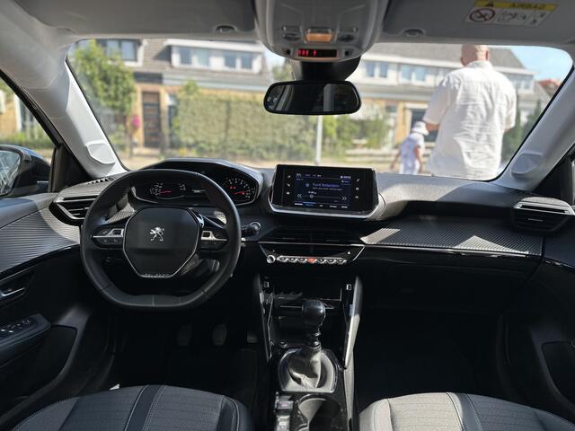 Peugeot 208 1.2 PureTech Allure 100PK Ecc/Apple Carplay/Android Auto