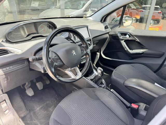 Peugeot 208 1.6HDi Executive*Navi*ECC*EXPORT/EX.BPM*