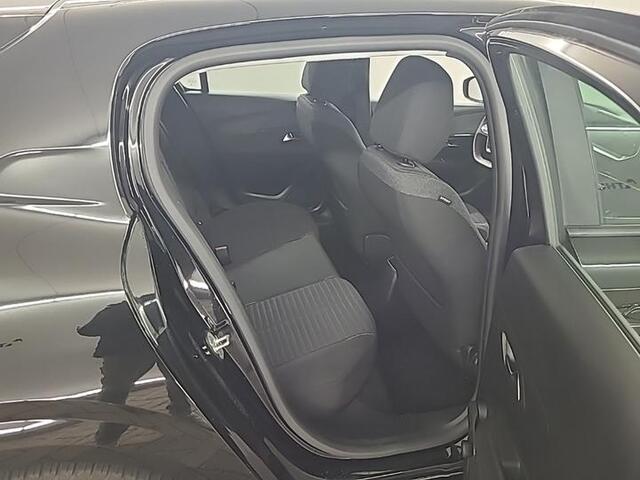 Peugeot 208 1.2 PureTech Active | Nav | | Apple CarPlay | Airconditioning | Cruise Control | LED Dagrijverlichting