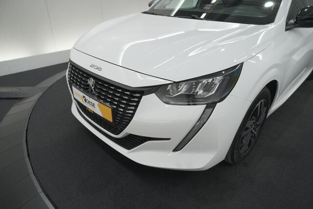 Peugeot 208 1.2 PureTech Style | Parkeersensoren | Navigatie | Apple Carplay