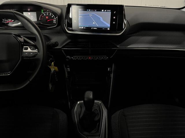 Peugeot 208 1.2 PureTech Active Pack DB-RIEM-VERV. LED NAVI CARPLAY LMV