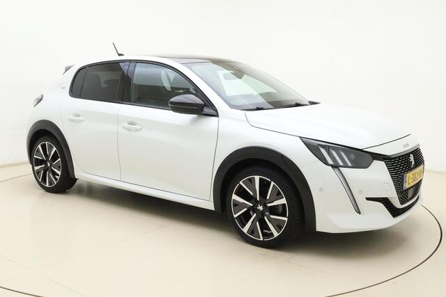 Peugeot 208 1.2 PureTech GT | Afneembare Trekhaak | Achteruitrijcamera | Panoramadak | Cruise control | Airco | Stoelverwarming | Climate control | Interieurverlichting | Stuurbediening | Sportstuurwiel |