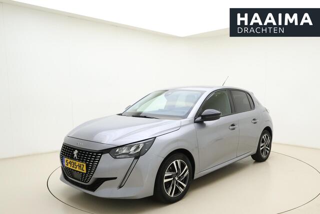 Peugeot 208 1.2T Allure Pack 100pk | Navigatie | Adaptive Cruise Control | Stoelverwarming | Climate Control | Achteruitrijcamera | LED koplampen | 3D Cockpit | 16'' Lichtmetalen velgen | Apple Carplay & Android Auto
