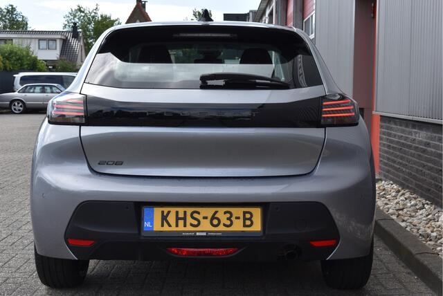 Peugeot 208 1.2 PureTech 100pk Style Cruise, Carplay, PDC, DAB, Navi