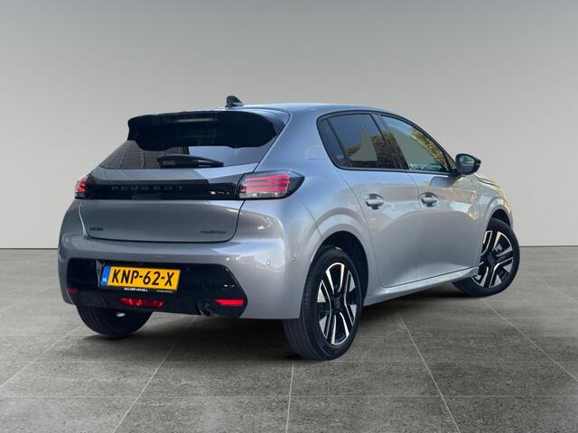 Peugeot 208 1.2 Hybrid 110 e-DCS6 Allure | CAMERA | NAVI | CARPLAY | DODEHOEKDETECT. | HALF/LEDER |