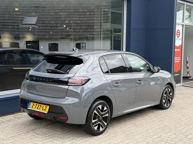 Peugeot 208 1.2 Turbo 100 PK Allure | Navigatie via Telefoon | All Season banden | 360 Graden Camera | LED Verlichting | Climate Control | Dode Hoek Detectie | Voor + Achter Parkeersensoren | 16" Lichtmetalen Velgen |