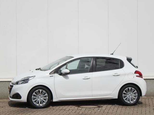 Peugeot 208 1.2 PureTech Signature | Airco | Navi | Park sens | Lm-Velgen