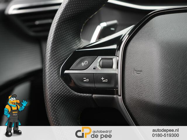 Peugeot 208 1.2 PureTech GT-Line GARANTIE/AUTOMAAT/CARPLAY/PAN.DAK/DAB+/PDC V+A/CAMERA/TREKHAAK/LICHTMETAAL rijklaarprijs!