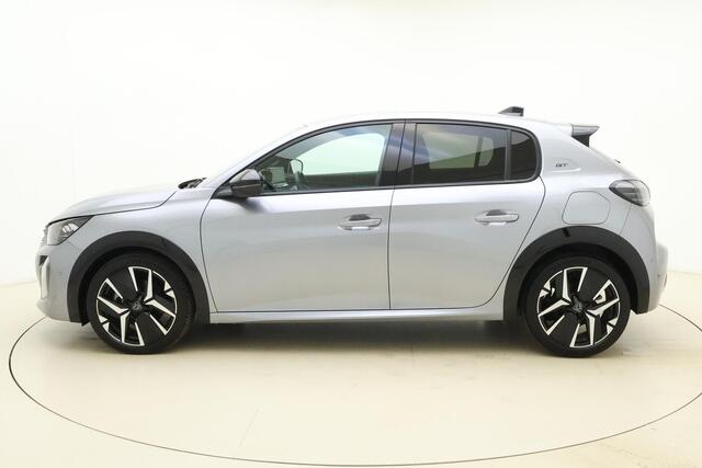 Peugeot 208 1.2 Hybrid 145 e-DCS6 GT | 17 Inch | Automaat | Achteruitrijcamera | Apple carplay | Voorstoelen verwarmd |