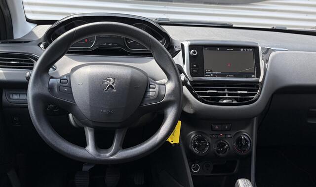 Peugeot 208 1.2 PureTech Blue Lion Navi|Carplay|Cruise|Trekhaak|PDC|Airco|N.A.P|APK tot 03-2027