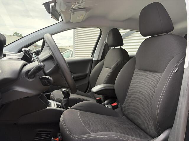 Peugeot 208 1.2 PureTech Blue Lion Navi|Carplay|Cruise|Trekhaak|PDC|Airco|N.A.P|APK tot 03-2027