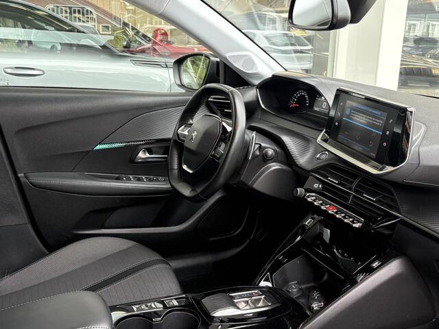Peugeot 208 1.2T Automaat Allure Pack | Achteruitrijcamera | Stoelverwarming | Climate Control | Cruise Control | Parkeersensoren