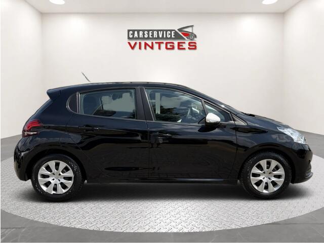 Peugeot 208 1.2 PureTech Like | Airco | Cruise control | Bluetooth | Isofix