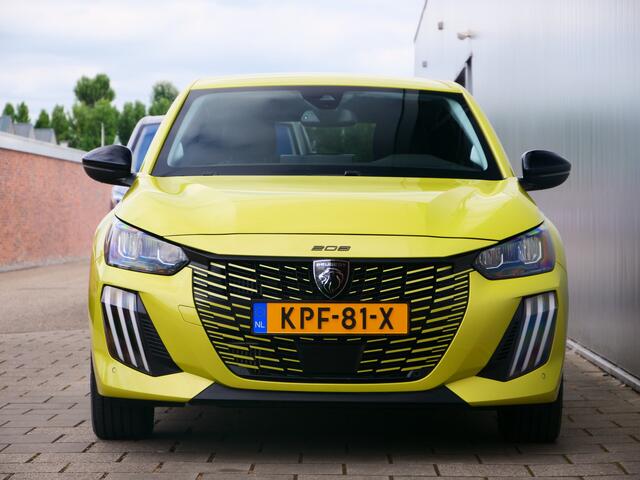 Peugeot 208 1.2 Hybrid 110 e-DCS6 Allure 110 Pk Automaat Apple Carplay / PDC / DAB