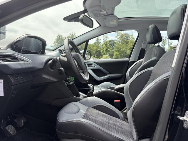 Peugeot 208 1.2 PureTech Allure 2e Eigenaar,110pk,Dealer Onderhouden,Pano,Carplay,Camera,Clima,Cruise,5 Deurs,Halfleder,Pdc,N.A.P,Lm velgen,Apk tot 05-2027