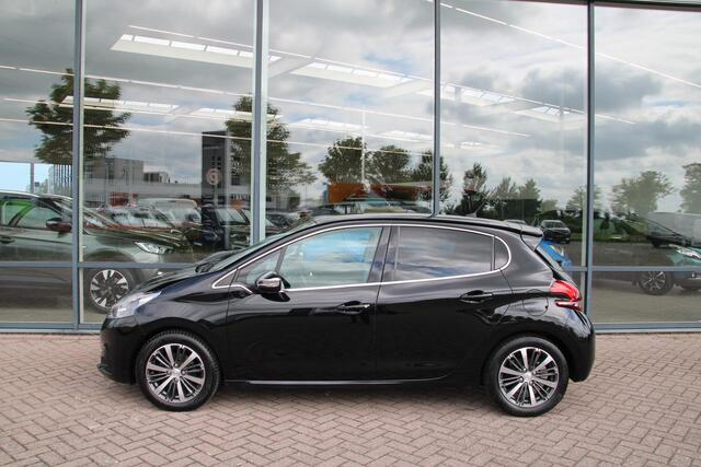 Peugeot 208 1.2 PureTech Allure Airco Navi Carplay Dealer onderhouden