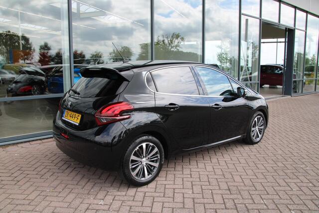 Peugeot 208 1.2 PureTech Allure Airco Navi Carplay Dealer onderhouden