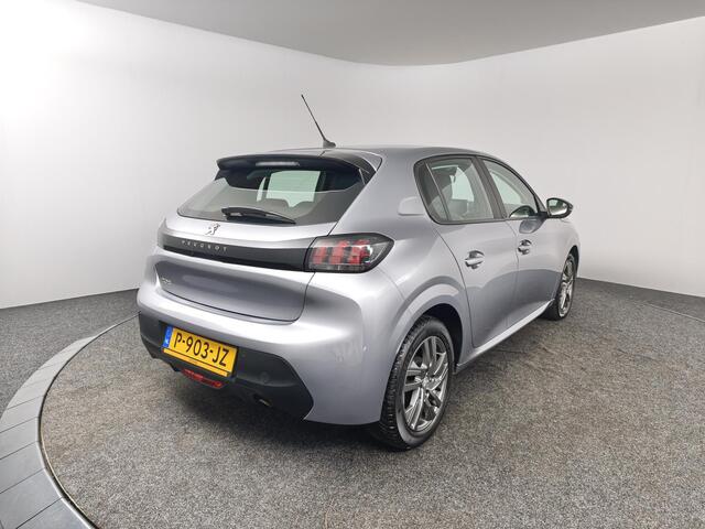 Peugeot 208 1.2 PureTech Active Pack | Parkeersensor | Navigatie | Climate Control | Lichtmetaal | AppleCarplay |