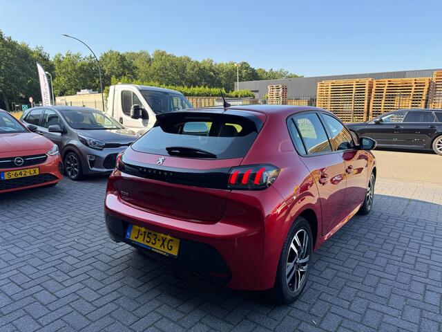 Peugeot 208 1.2 100PK Allure | 1E EIGENAAR | 12MND GARANTIE | CRUISE | LED | DAB | CLIMA | NAVI | CARPLAY |