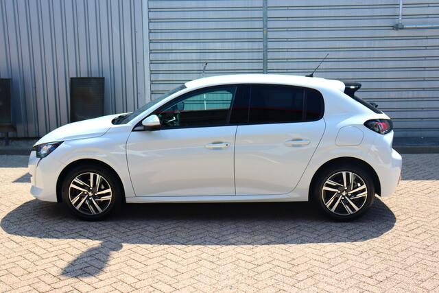 Peugeot 208 1.2 PureTech Allure Pack O.a: Dig. Display, DAB, Clima, Carplay, Cruise, Etc. All-in prijs!