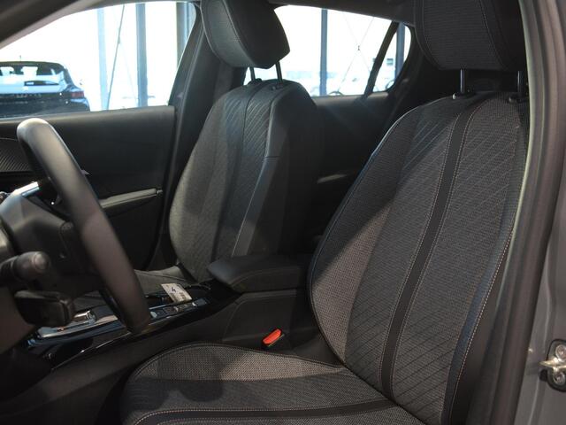 Peugeot 208 1.2 Hybrid 110 e-DCS6 Allure | Navigatie | Camera