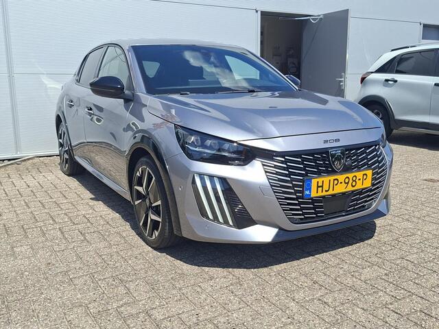Peugeot 208 1.2 Hybrid 145 e-DCS6 GT - Carplay | 3D Dashboard | 360 cam. | Ad. Cruise