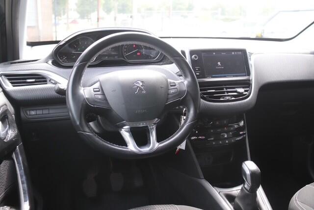 Peugeot 208 1.2 PureTech Allure, Carplay, Cruise, Navi, Parkeerhulp